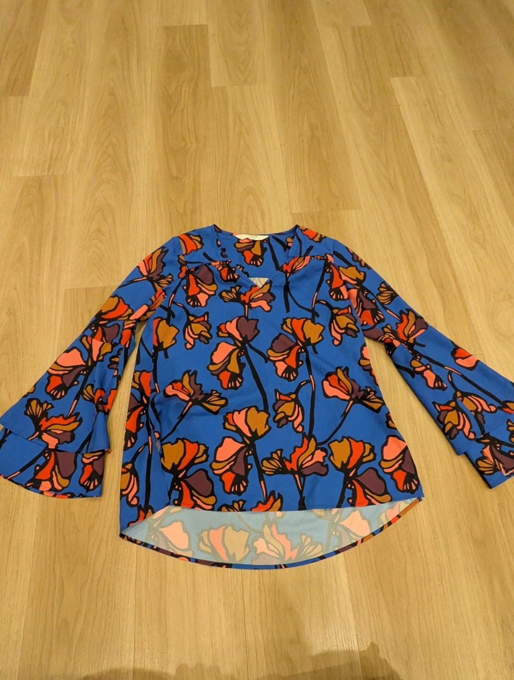 Crosby By Mollie Birch Floral Blue Blouse With Flare Sleeves Size S